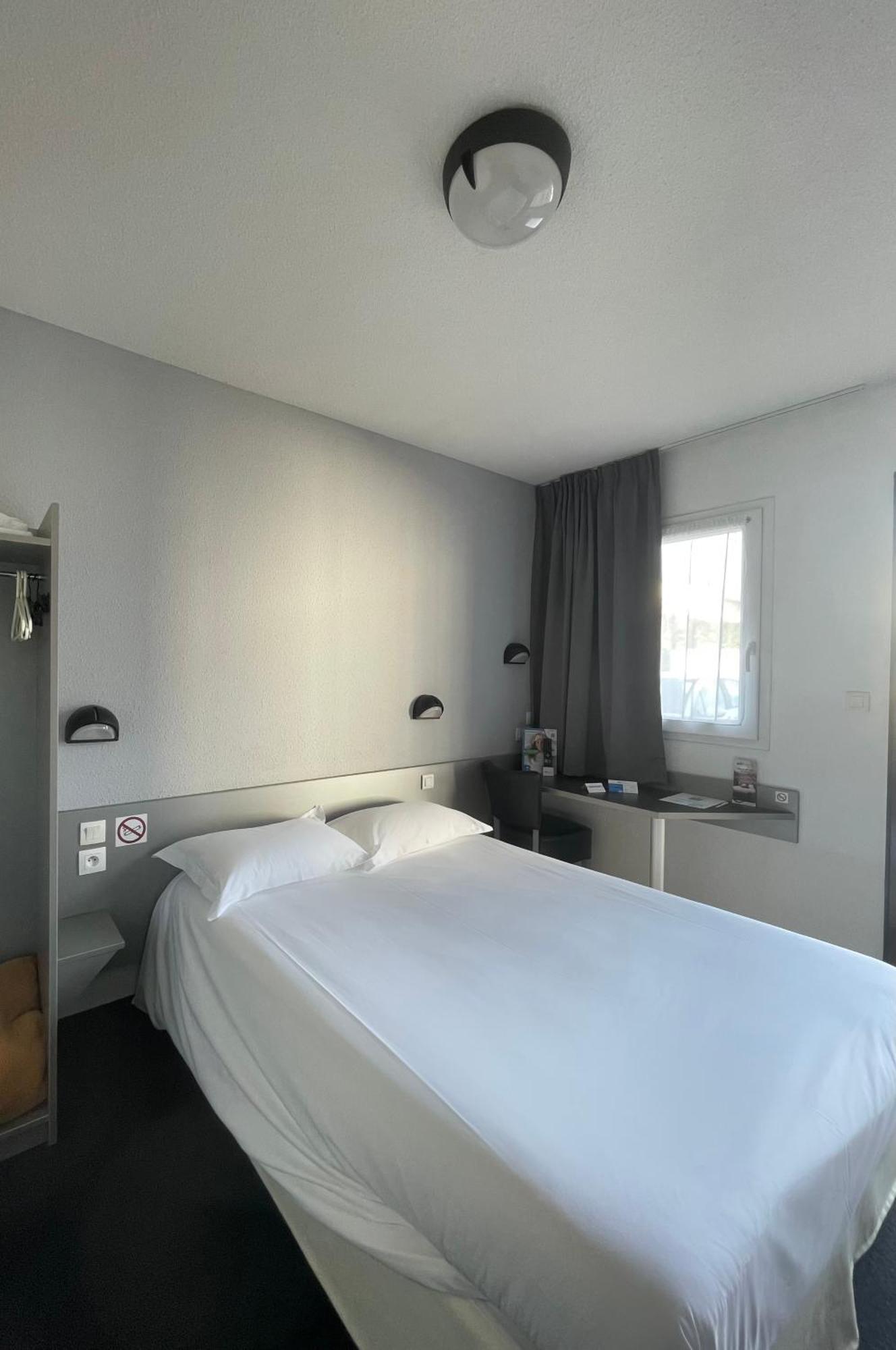 Brit Hotel Марвежоль Номер фото